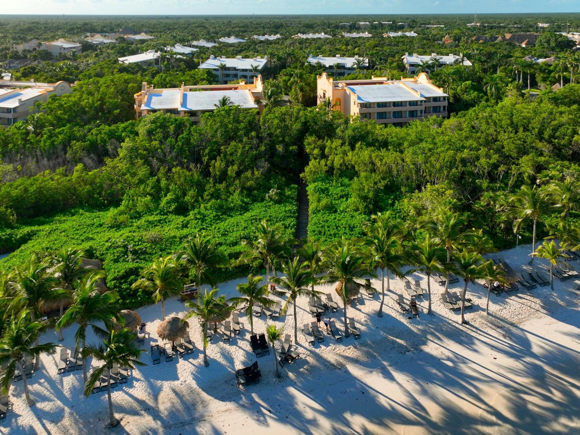 Grand Palladium White Sand Resort & Spa Akumal Exterior photo