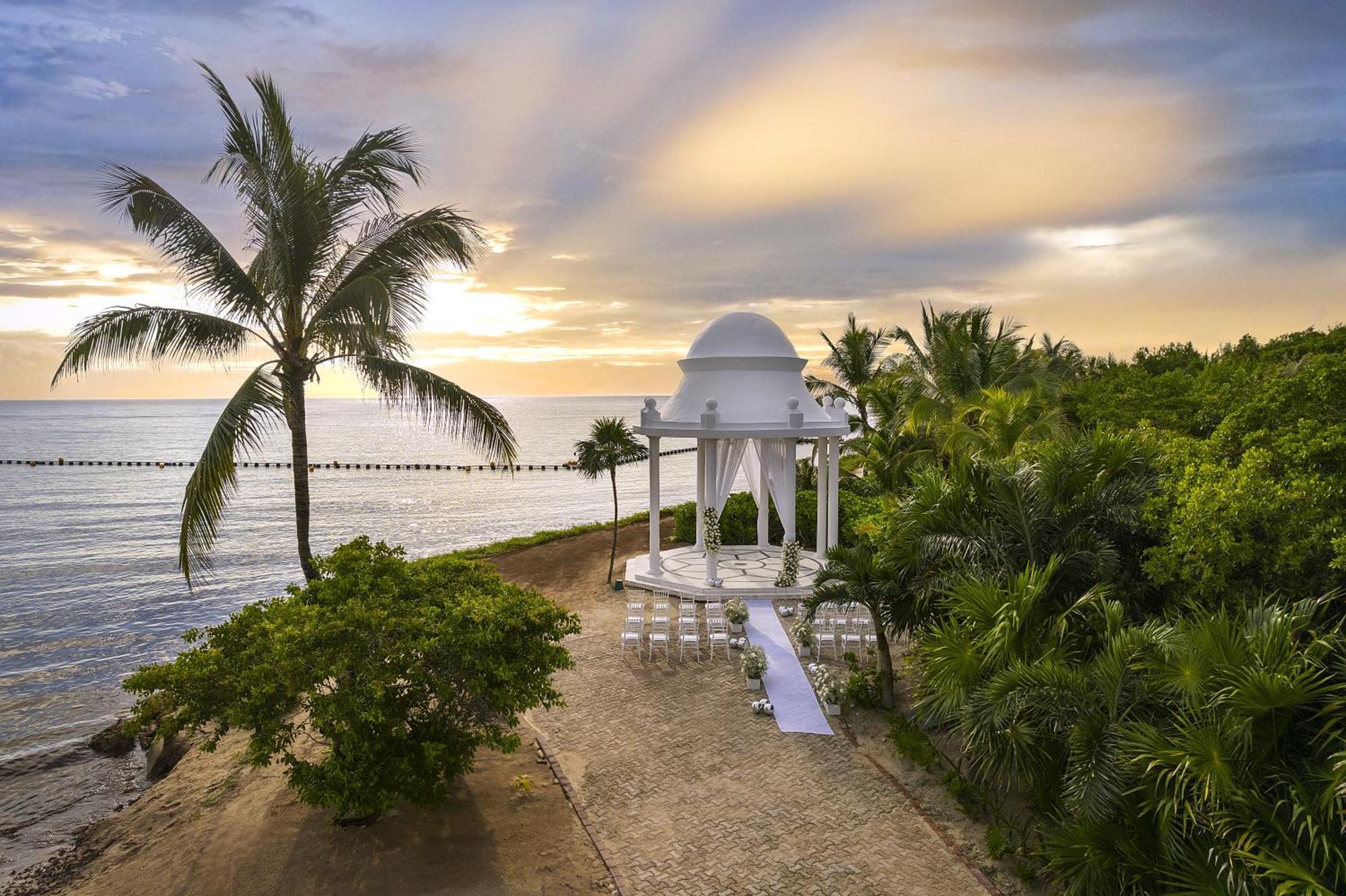 Grand Palladium White Sand Resort & Spa Akumal Exterior photo