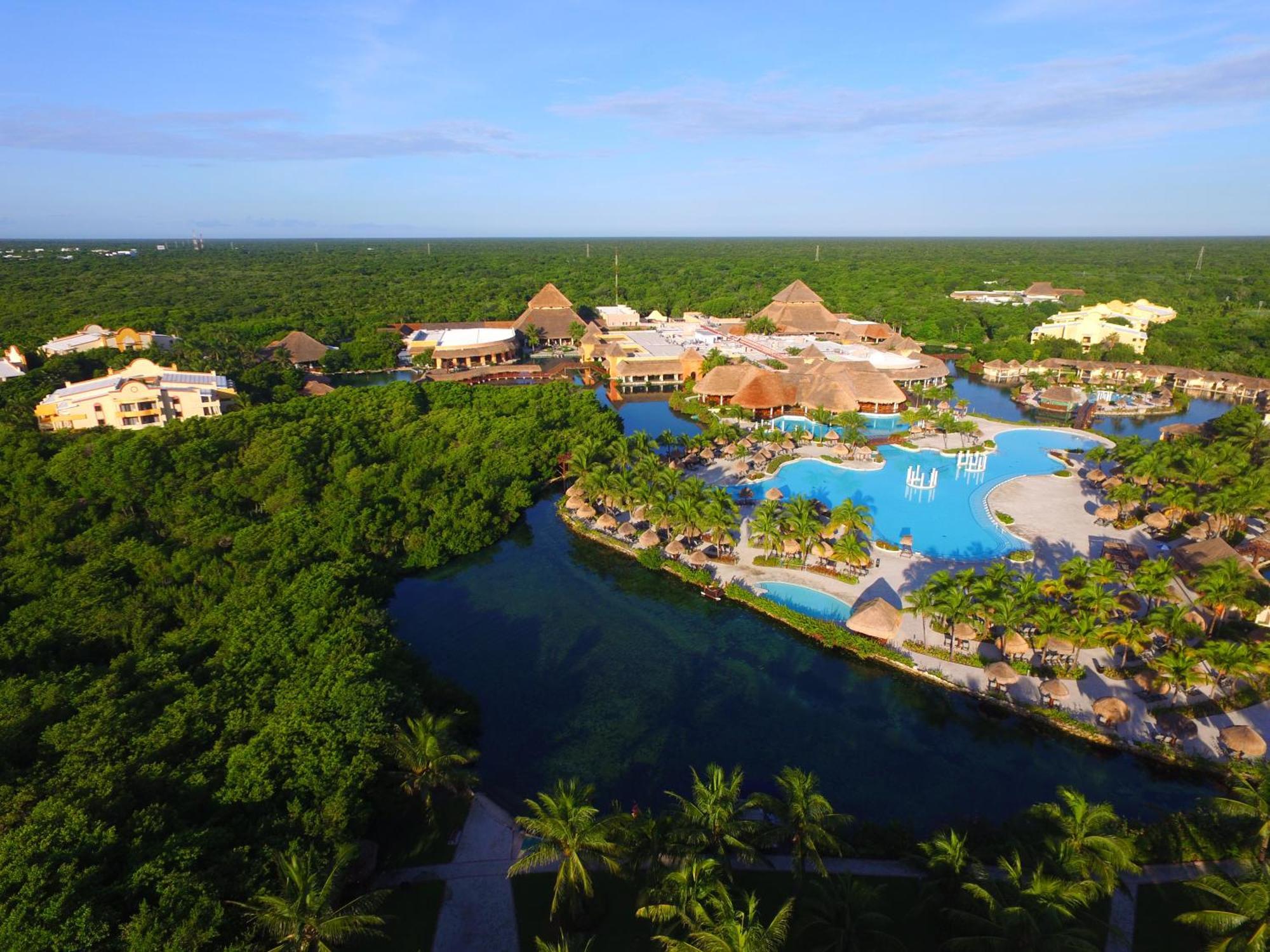 Grand Palladium White Sand Resort & Spa Akumal Exterior photo